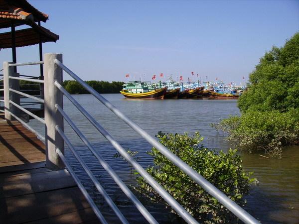 River Ray Estates Resort Loc An Bagian luar foto